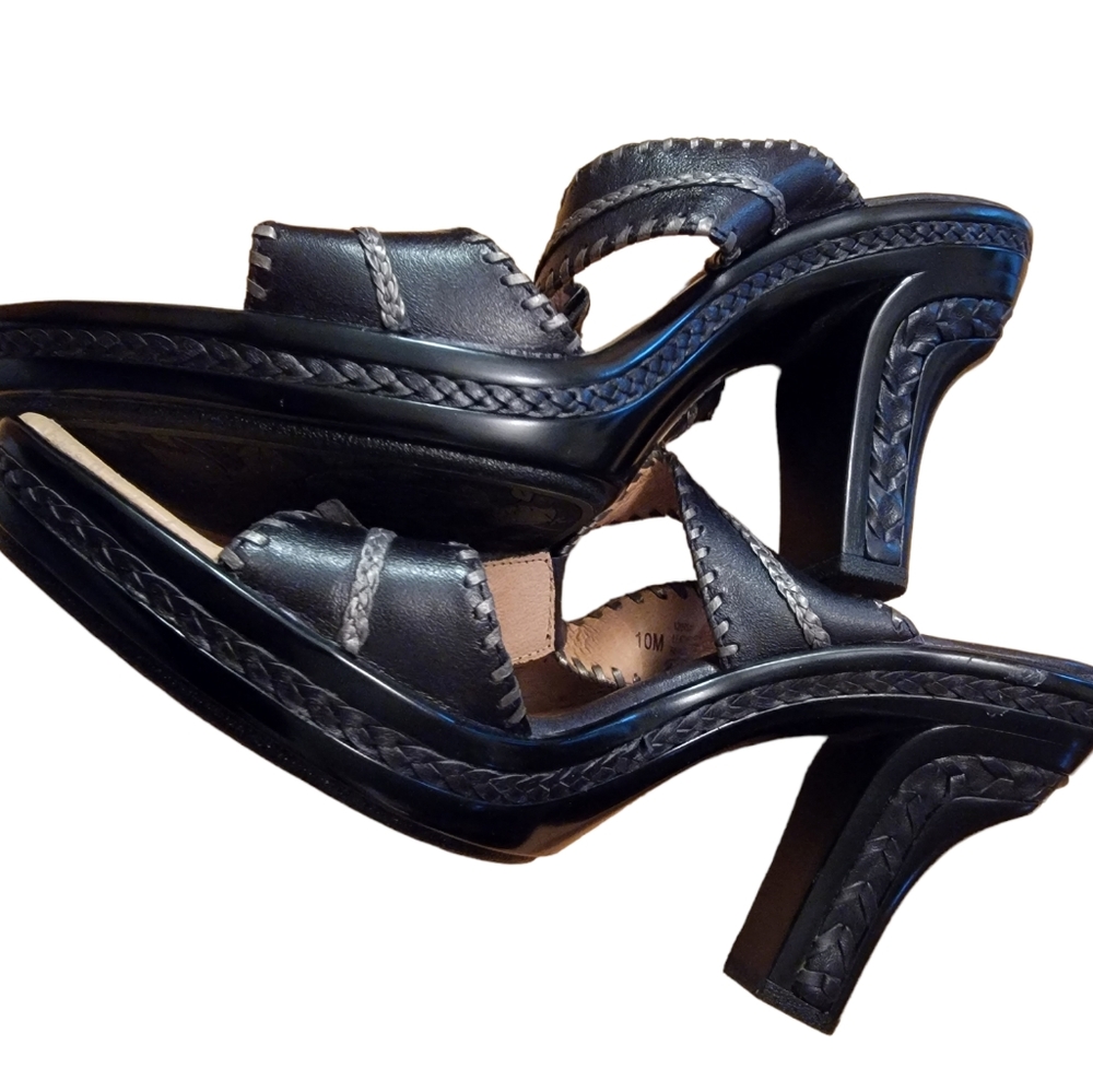 Sofft. Women's Leather Sandals. Black. Size 10. Excellent Condition.